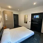 Martel - Centro Brignole 3*