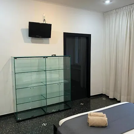 Pensjonat Martel - Centro Brignole Genua