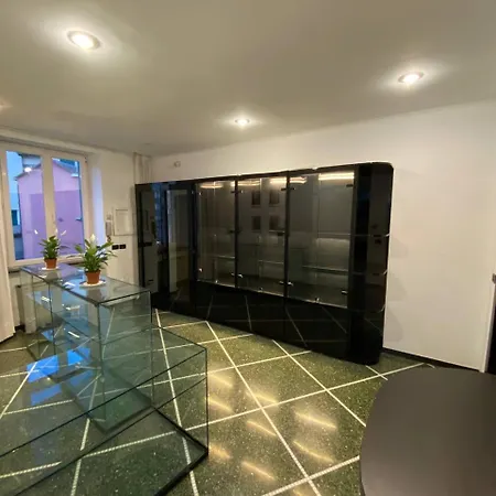 Konukevi Martel - Centro Brignole 3*